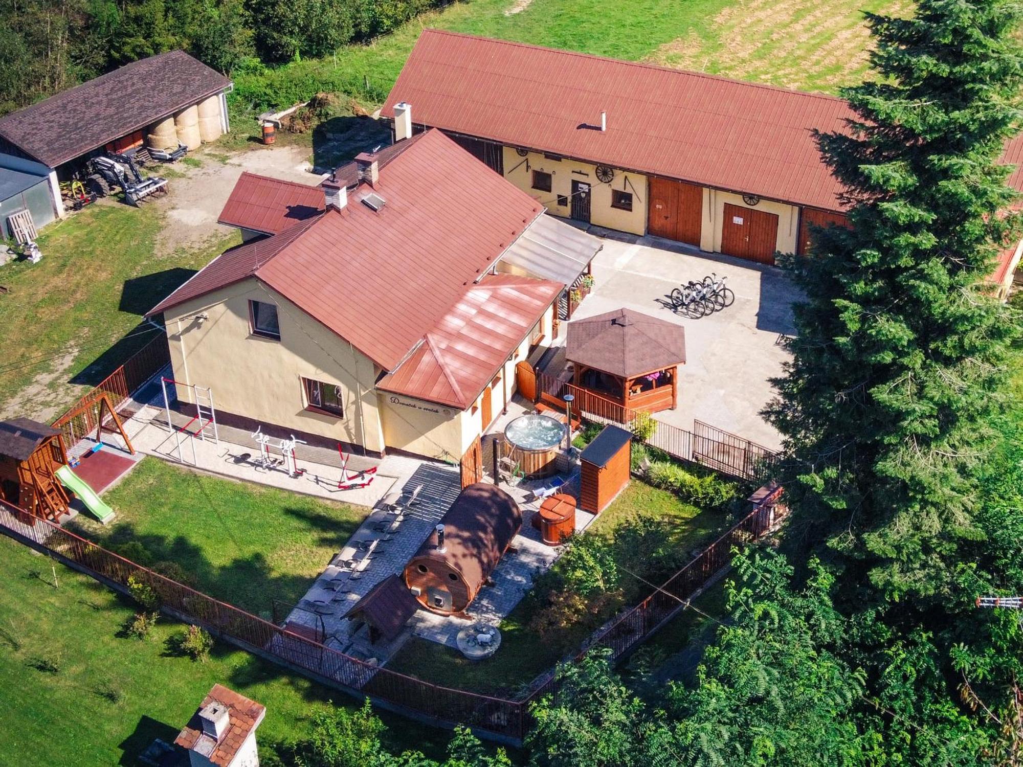 Agroturistika - "Domecek U Ovecek" Villa Horni Terlicko ภายนอก รูปภาพ